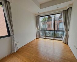 Shamrock Park (D10), Terrace #500355311